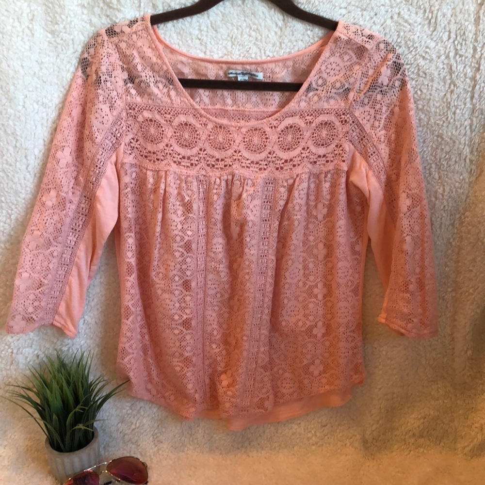American eagle outfitters peach colored shirt